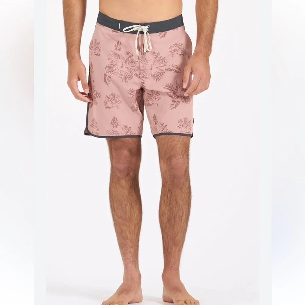 Vuori Cruise Board Shorts Mens Size 30 Pink Kona Floral Swim Trunks